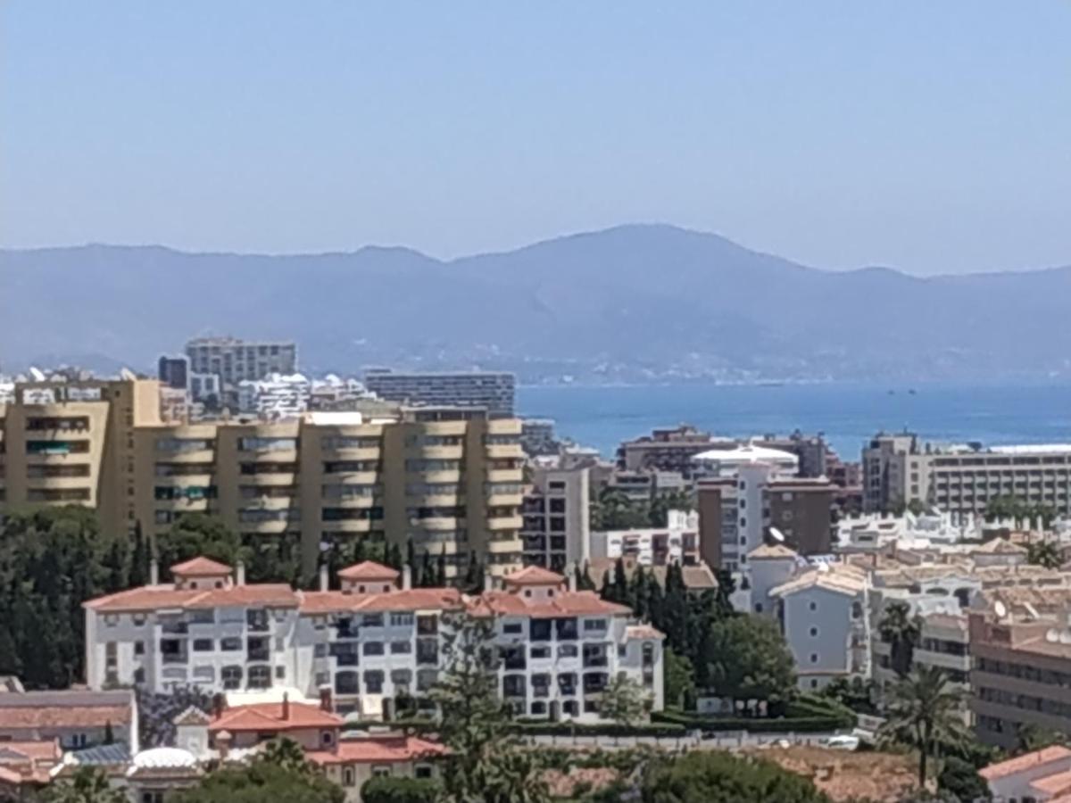 Appartamento Benalmadena Playa Esterno foto